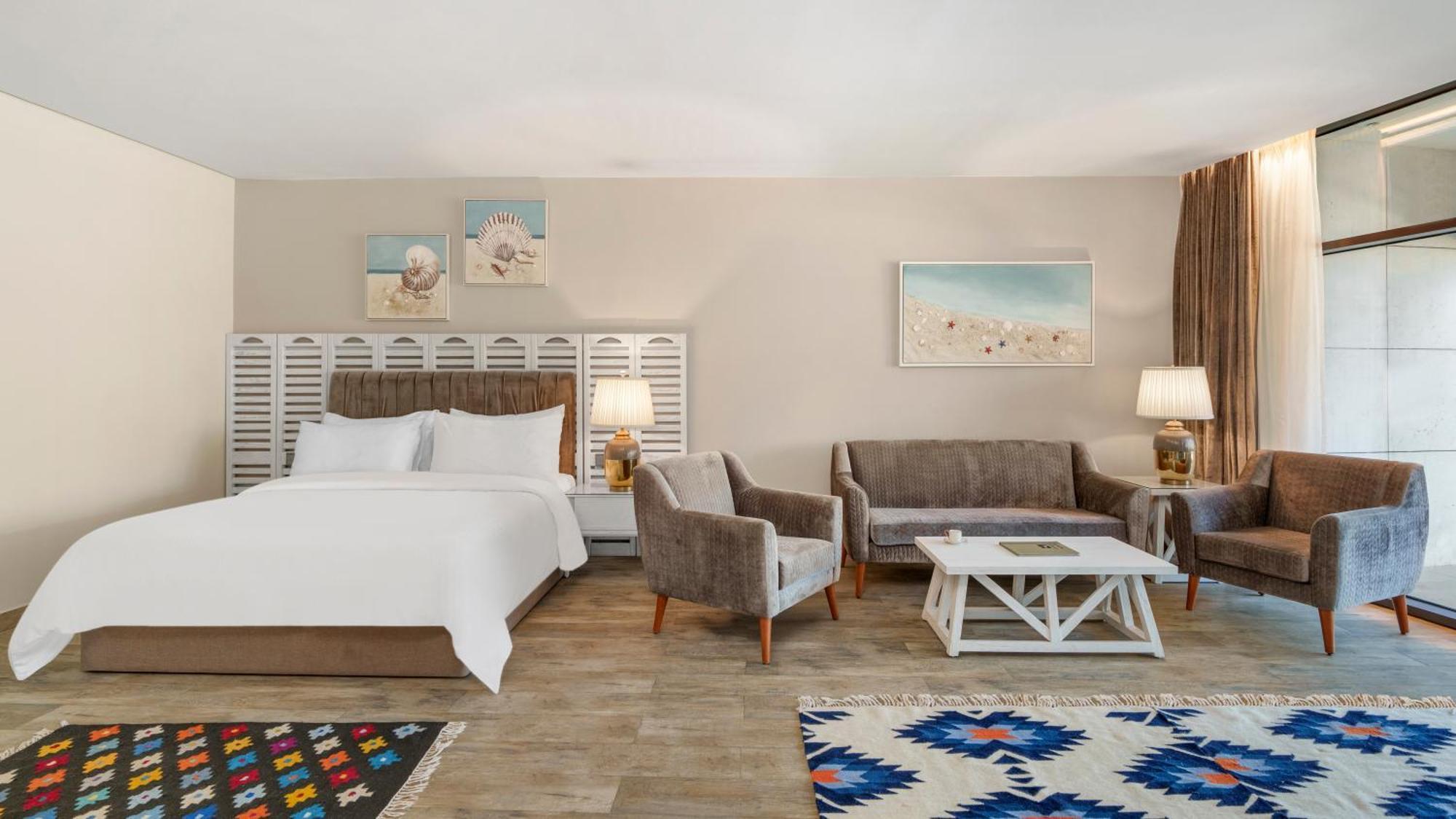 Rixos Premium Alamein El Alamein Exterior photo A room at the Hilton Sedona Resort